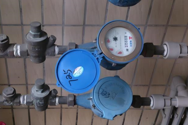 電子遠傳水表選購技巧，30年水表專家經驗總結！